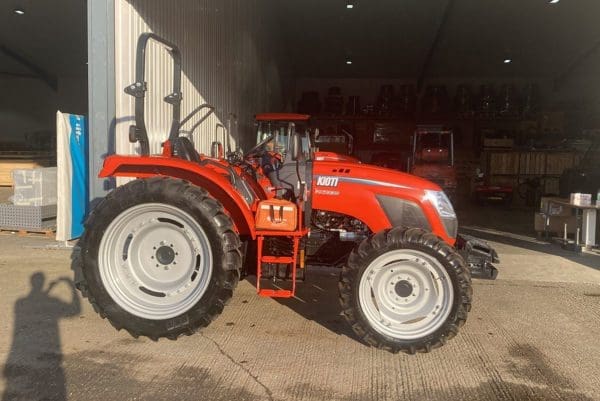 Kioti Tractor Rx7330P-Eu Power Shuttle | Middlewich Machinery Kioti rx7330 rops / cabin