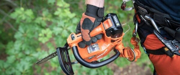 Echo 56v top handle chainsaw professional - dcs-2500t - image 3