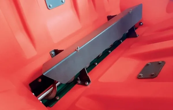A close-up image of wessex polar one salt and grit spreaders with a black metal in the middle.