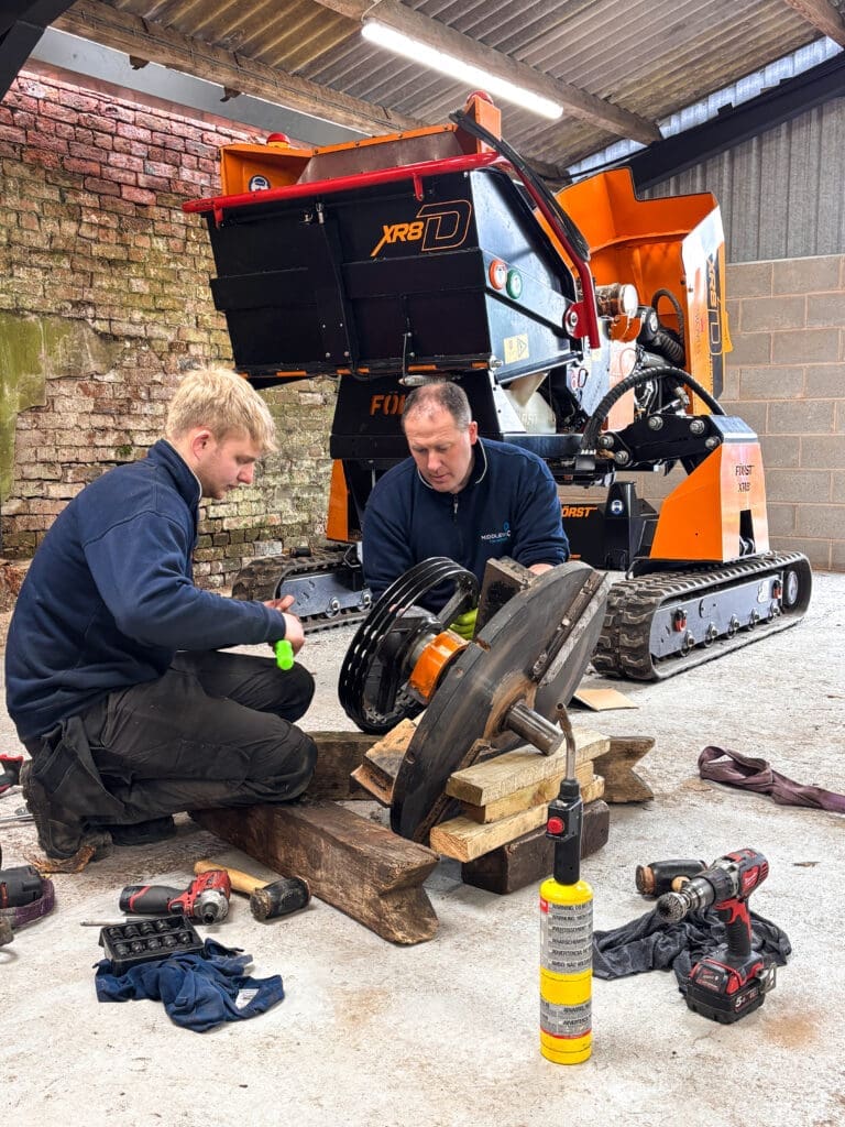 Workshop-mechanics-servicing